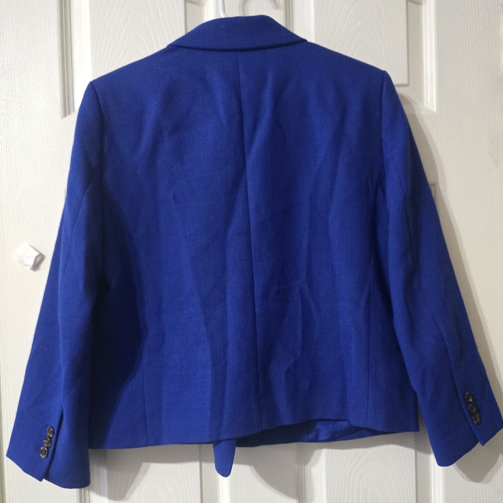 Cropped Boxy Blue Blazer by Ann Taylor, Relaxed Fit, Fully Lined, Size 6, EUC! - Picture 9 of 15